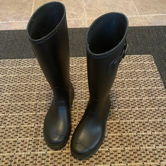 Kamik Rain boots women’s black size 9 - LIKE NEW - Picture 3 of 5